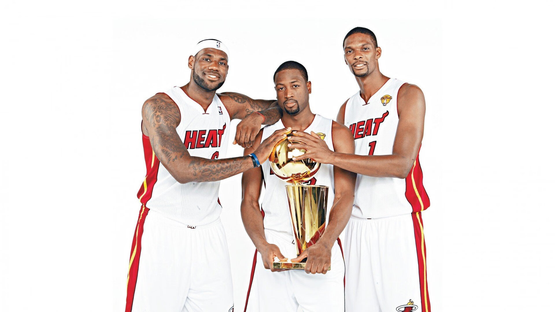 奋斗的青春让中国篮球闪耀，奋斗让青春闪光